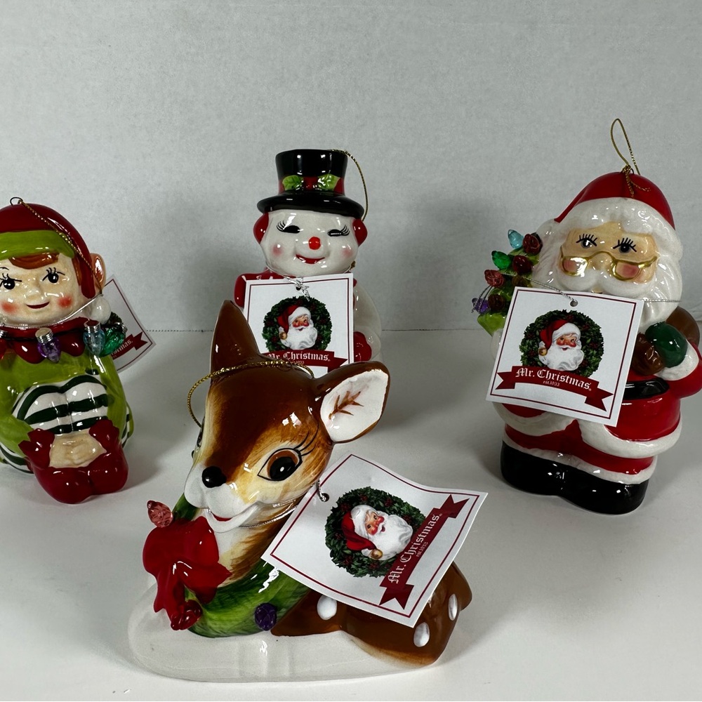 Mr. Christmas Set of 4 Lit Nostalgic Holiday Figures w/ Bags - CRACKS IN GLAZE